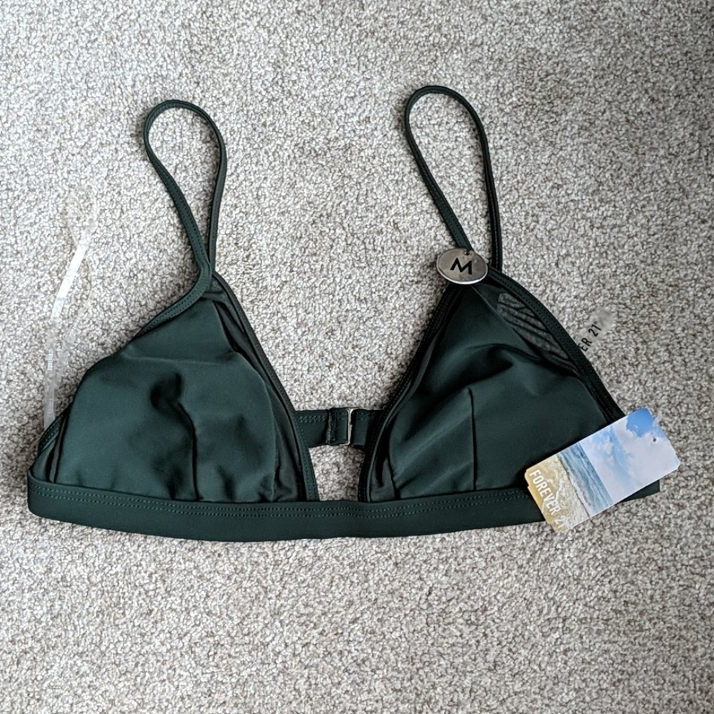 Forever 21 Medium Hunter Green Bikini Top